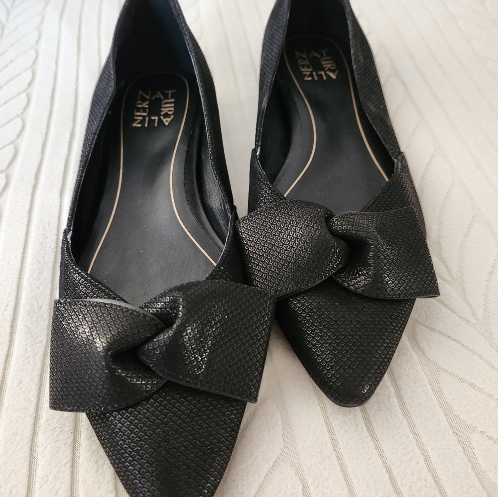Alfani Women's Textured Black Flats with Bow